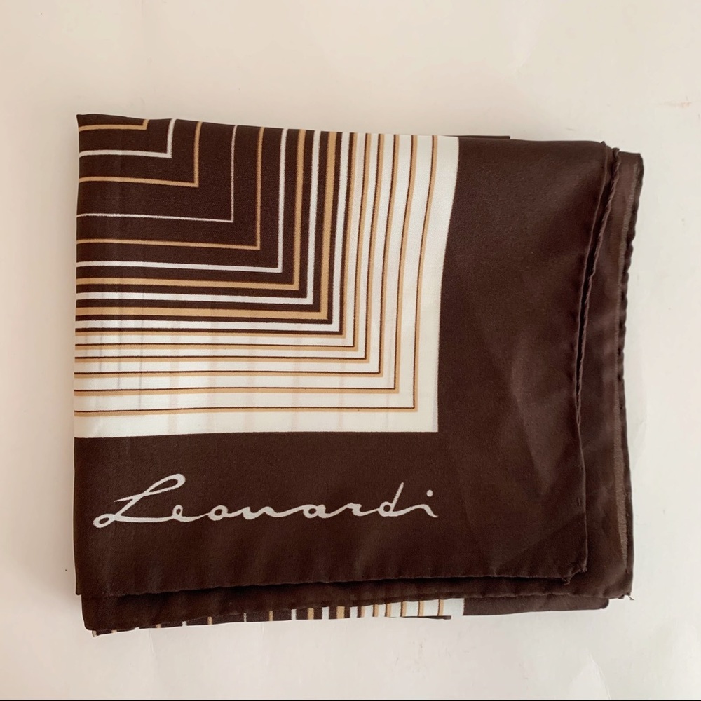 Vintage Leonardi Geometric Square Scarf Ivory 30"x30" - Picture 5 of 8